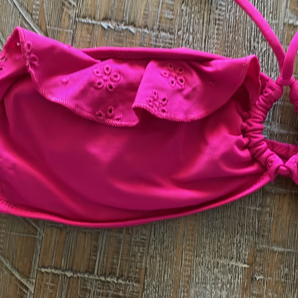 Bikini - Picture 4 of 7